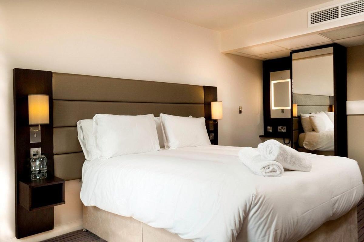 Silurian Hotel Newport Newport  Dış mekan fotoğraf