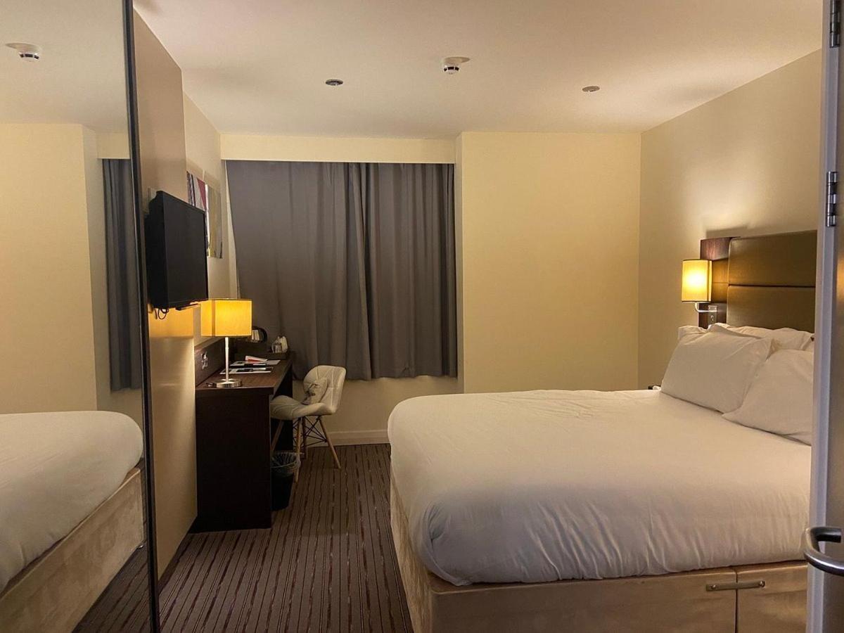 Silurian Hotel Newport Newport  Dış mekan fotoğraf